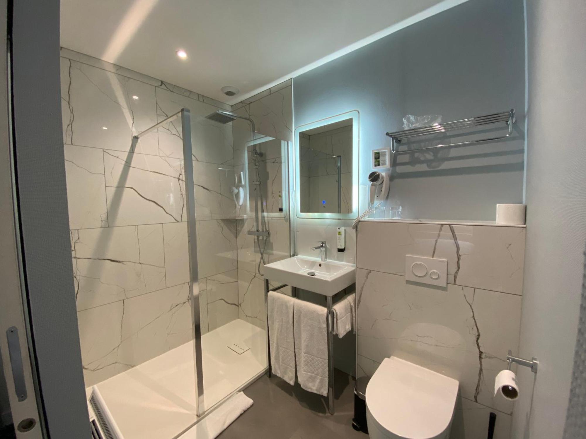 Logis Hotel Du Parc Понт-а-Муссон Экстерьер фото